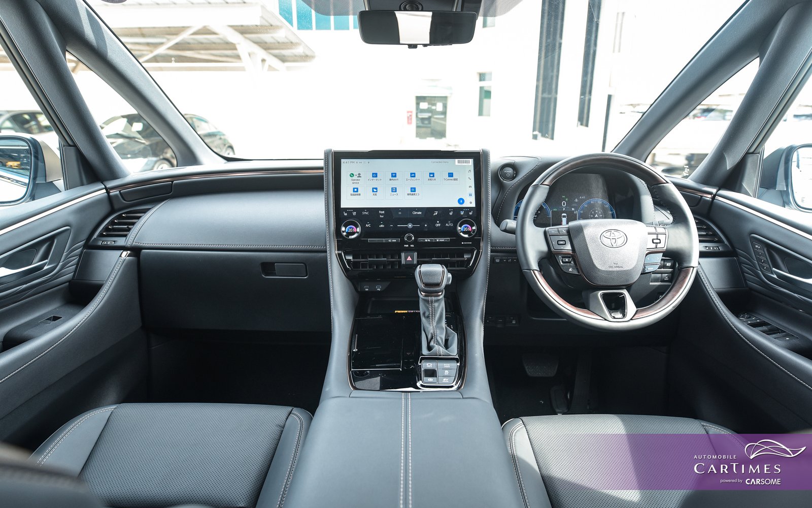 Toyota Alphard 2.5Z Hybrid photo 5